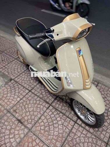 Piaggio Vespa Sprint 2023 7.600 km Kem