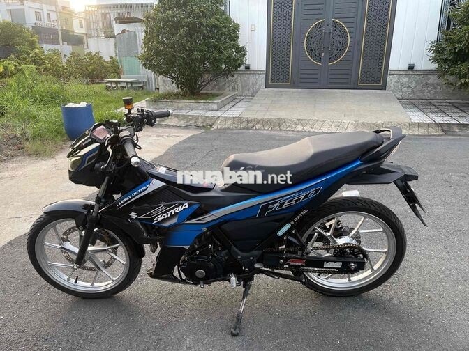 Suzuki Satria F150 Đen xanh Nhập khẩu