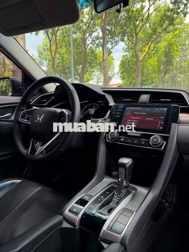 Honda Civic 1.8G 2019 Xanh đen 67000 km