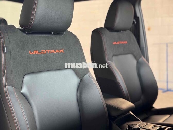 Ranger Wildtrak 2.0L xe sẵn giao ngay - giá tốt