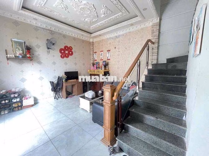 VỀ QUÊ CẦN BÁN GẤP NHÀ CHÍNH CHỦ