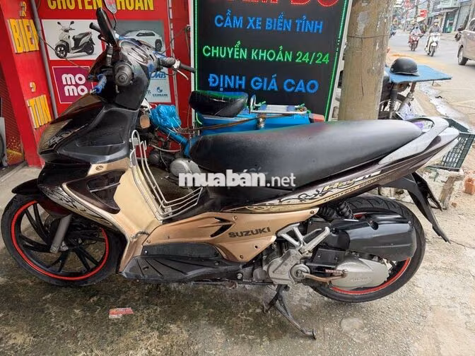 Suzuki Hayate 2010 máy zin êm.xe đẹp sạch sẽ lắm ạ