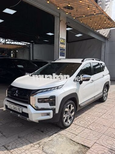 Mitsubishi Xpander Cross 2023 đký 2024-  45000 Km