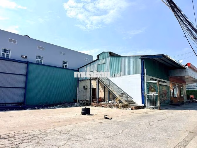 Cho thuê mặt bằng 1.000m² đường Nguyễn Tri Phương, Thủ Dầu Một