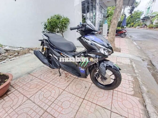  NVX 155 V2 khoá smekay thắng ABS bản monster 