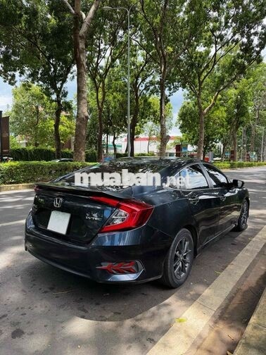 Honda Civic 1.8G 2019 Xanh đen 67000 km