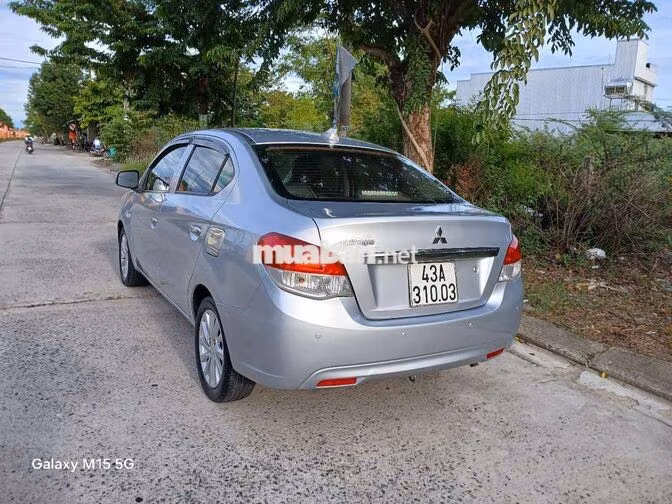 bán xe gia đình sử dụng số sàn