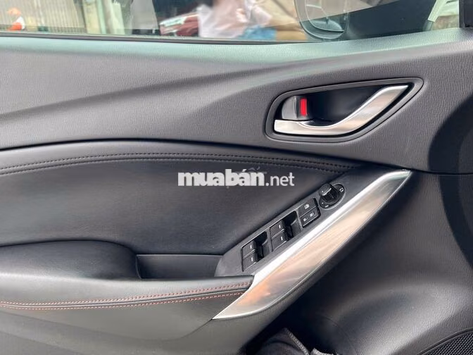 Mazda Mazda 6 AT 2015 màu trắng cực đẹp