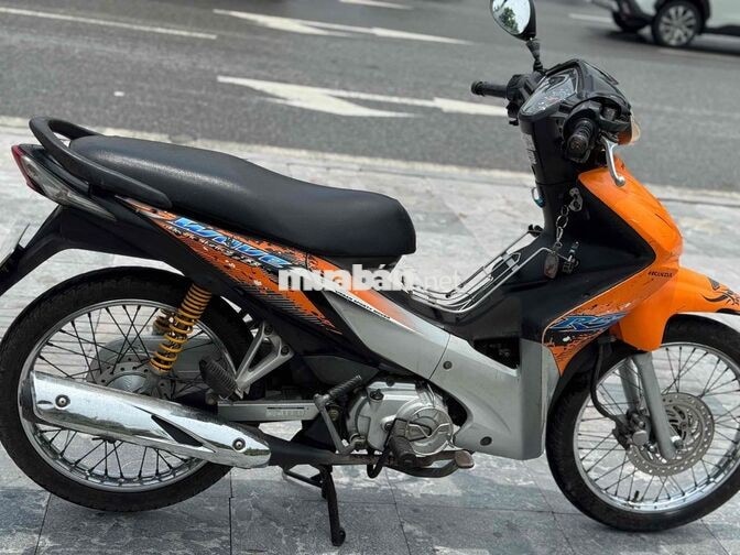 Honda Wave RS Thể thao màu Cam