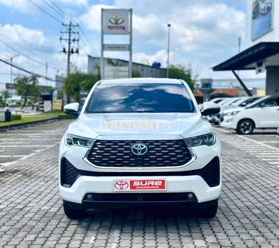 Toyota Innova Cross V 2024 Bản cao cấp  44.000 km