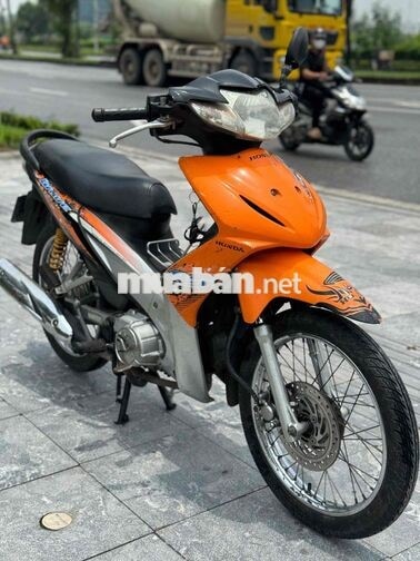 Honda Wave RS Thể thao màu Cam