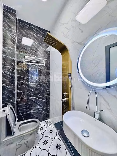 Bán nhà hẻm ô tô 52m2 , Thảo Điền, Quận 2, đang cho thuê 18tr/tháng