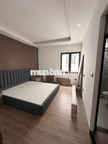 STUDIO BAN CÔNG ĐẦY ĐỦ NỘI THẤT MỚI XÂY CÁCH TDTU 10P SIÊU HOT