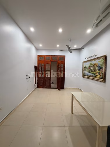 HIẾM - CHO THUÊ NHÀ PHỐ CỔ BÀ TRIỆU HOÀN KIẾM GIÁ KHÔNG THỂ HỢP LÝ HƠN