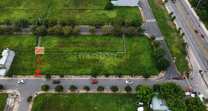 Chính chủ cần bán lô ở đất đô thị. Đường 13,5m gần UBND Bàu Bàng