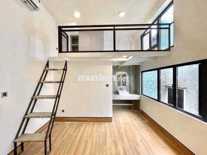 CĂN HỘ CÓ GÁC CAO 2M - CỬA SỔ THOÁNG - NGAY CHỢ LẠC QUANG