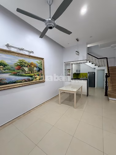 HIẾM - CHO THUÊ NHÀ PHỐ CỔ BÀ TRIỆU HOÀN KIẾM GIÁ KHÔNG THỂ HỢP LÝ HƠN
