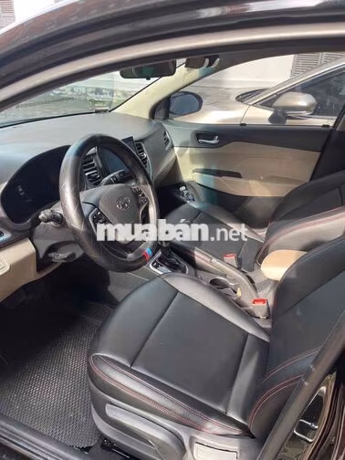 Hyundai Accent 2023 Tự động 26249 km Đen