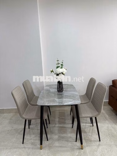 Cho thuê căn hộ Sunrise Riverside giá 14tr