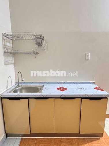 PHÒNG BAN CÔNG - SẴN MÁY LẠNH - CỬA SỔ THOÁNG MÁT