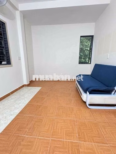 PHÒNG BAN CÔNG - SẴN MÁY LẠNH - CỬA SỔ THOÁNG MÁT