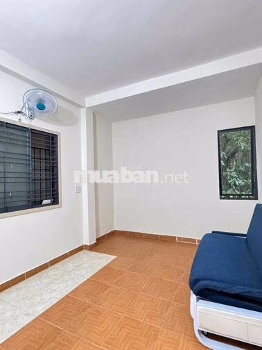 PHÒNG BAN CÔNG - SẴN MÁY LẠNH - CỬA SỔ THOÁNG MÁT
