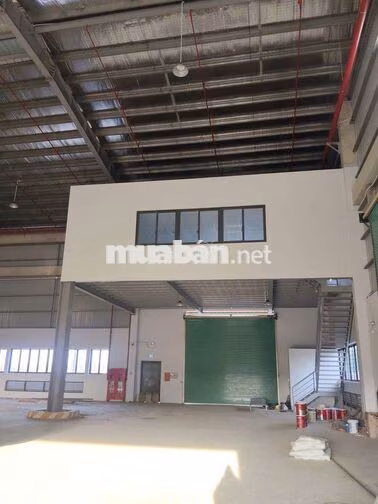 xưởng 2.800 m² giá 3,3$/ m² trong KCN ĐỨC HÒA LONG An