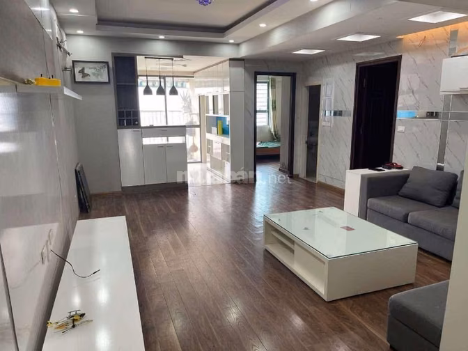 Cho thuê chung cư Sky Center, Phổ Quang - Căn 2PN, Full NT giá 15tr/th