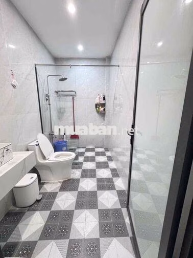 CHỦ VỀ SÀI GÒN B.ÁN LẠI CĂN NHÀ 1 TRỆT 1 LẦU KHU MINH LINH ĐƯỜNG 7A