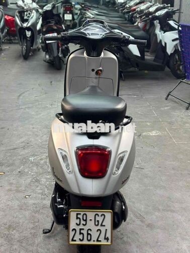 Vespa Sprint 2017 trả trước 13tr bao nợ xấu