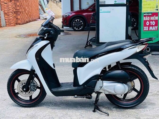Honda SH Ý 150 2011 Trắng 103 đầu chính chủ