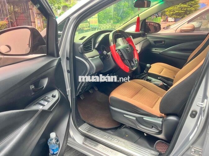 Toyota Innova E 2018 Số sàn 8 chỗ đẹp chất