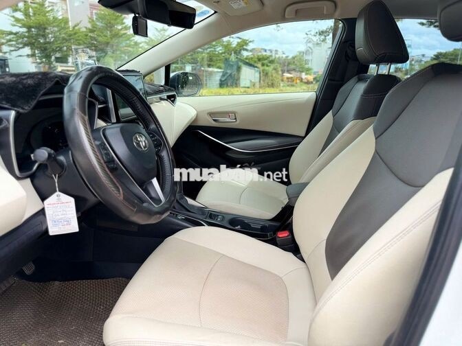 Toyota Corolla Altis 1.8V 2023