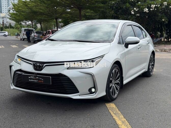 Toyota Corolla Altis 1.8V 2023