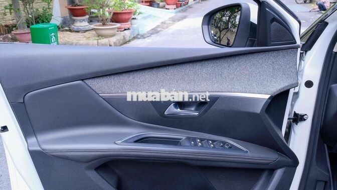 Peugeot 3008 2022 Bản cao cấp Trắng