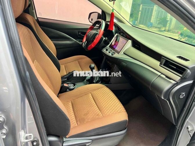 Toyota Innova E 2018 Số sàn 8 chỗ đẹp chất