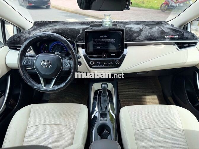 Toyota Corolla Altis 1.8V 2023