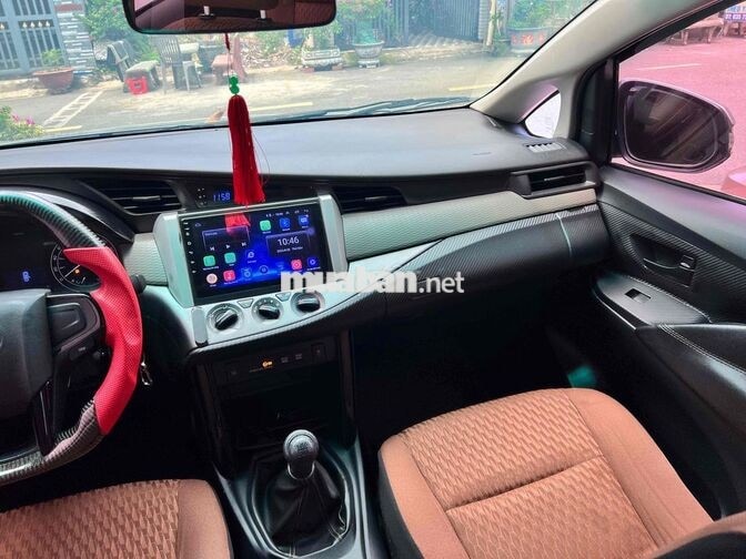 Toyota Innova E 2018 Số sàn 8 chỗ đẹp chất