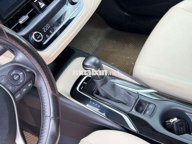 Toyota Corolla Altis 1.8V 2023
