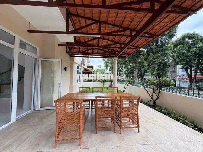 Cho thuê Biệt Thự Phú Gia - PMH  93 TRIỆU