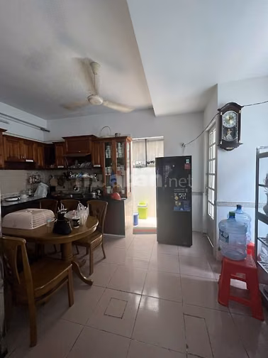 NHÀ CŨ_LÊ VĂN SỸ_ TRUNG TÂM_Q3_GÓC 2 MẶT HẺM Ô TÔ, NGANG 5,8M_63,8M²