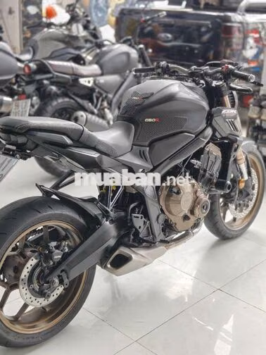 Honda CB650 date 2019 xe đẹp máy zin bao rút gốc