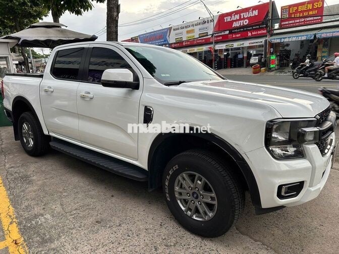 Ford Ranger 2023 bảo hành 2027, vay Ngân Hàng 75%
