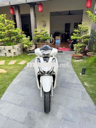 SH125 đk2018 Trắng rin Full keo cực mới Hỗ trợ gop