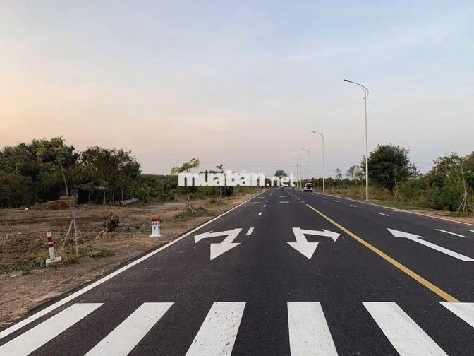 Ngợp Ngân Hàng Nặng cần bán gấp Lô Đất Ngang 7m, 330m2 giá 480tr