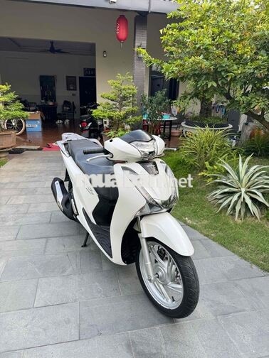 SH125 đk2018 Trắng rin Full keo cực mới Hỗ trợ gop