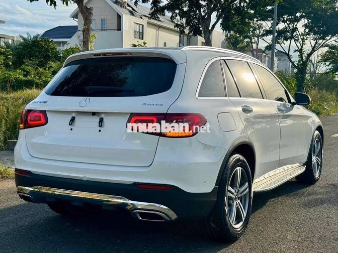 Mercedes GLC 200 Facelift 2021 Trắng 22000 km