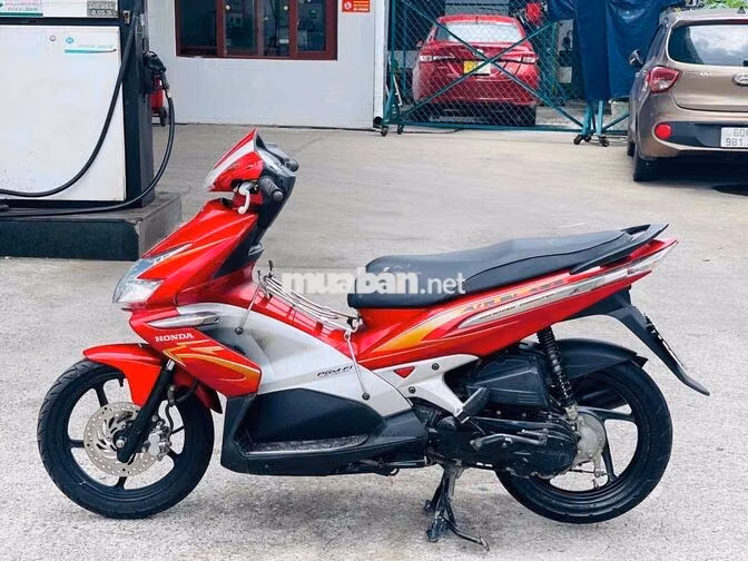 Honda Air Blade 2010 màu Đỏ