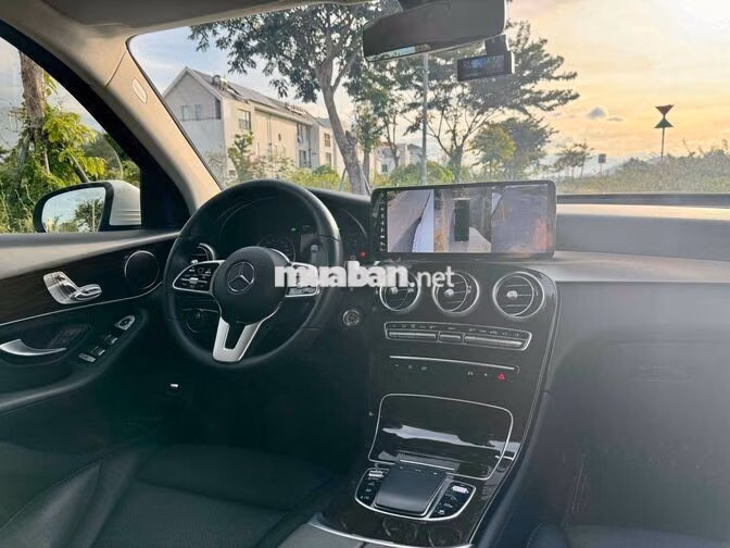 Mercedes GLC 200 Facelift 2021 Trắng 22000 km