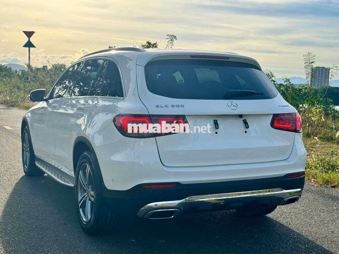 Mercedes GLC 200 Facelift 2021 Trắng 22000 km